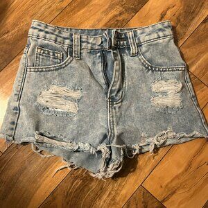 Teen girl's denim shorts, light wash, size 12